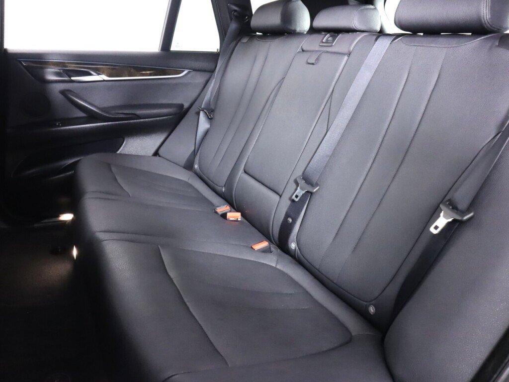 Used 2018 BMW X5 xDrive35i w/ M Sport Package AWD/4WD image 36