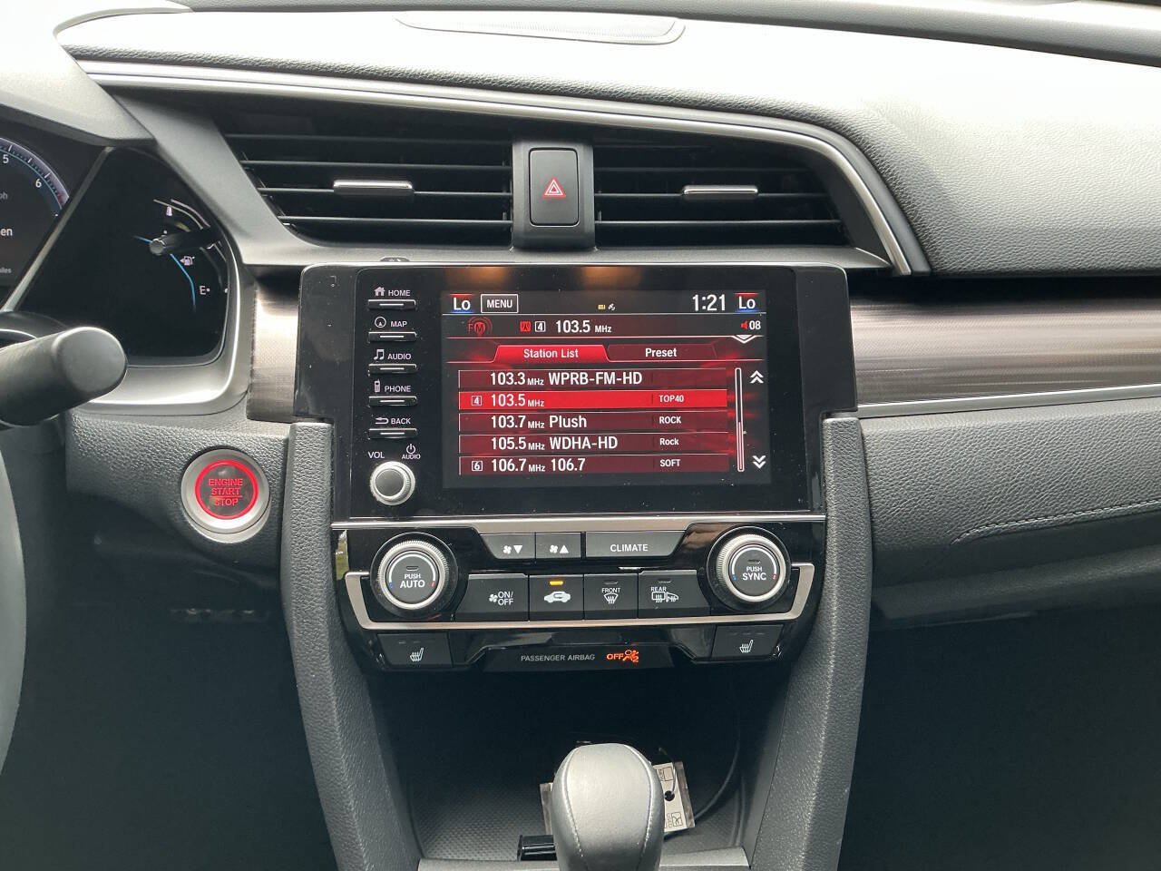 Used 2019 Honda Civic Touring image 27