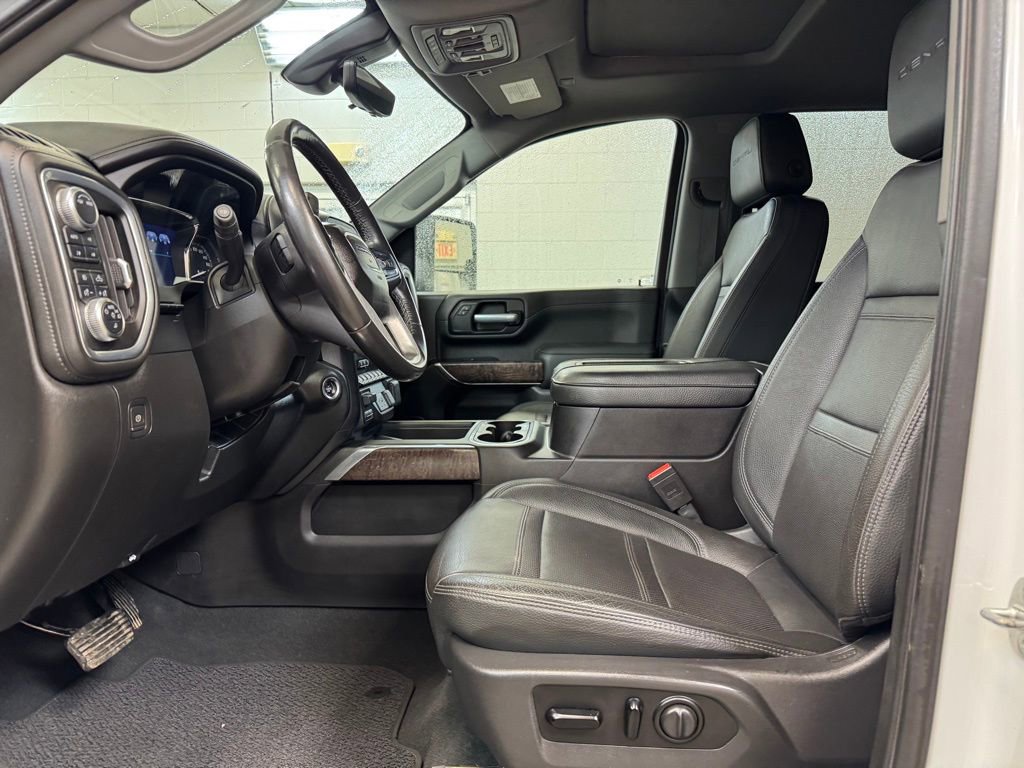 Used 2021 GMC Sierra 3500 Denali w/ Denali Ultimate Package image 13