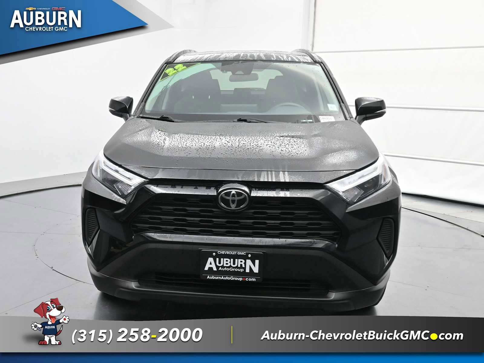 Used 2022 Toyota RAV4 XLE image 3