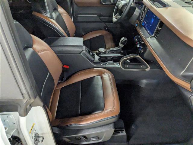 Used 2024 Ford Bronco Outer Banks image 22
