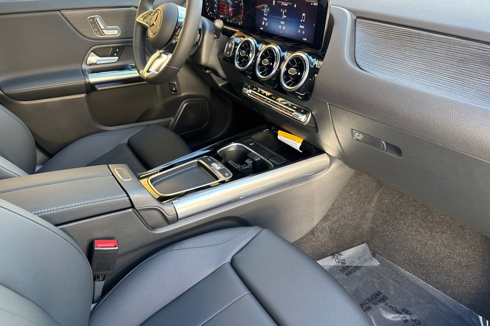 New 2026 Mercedes-Benz GLA 250 image 27