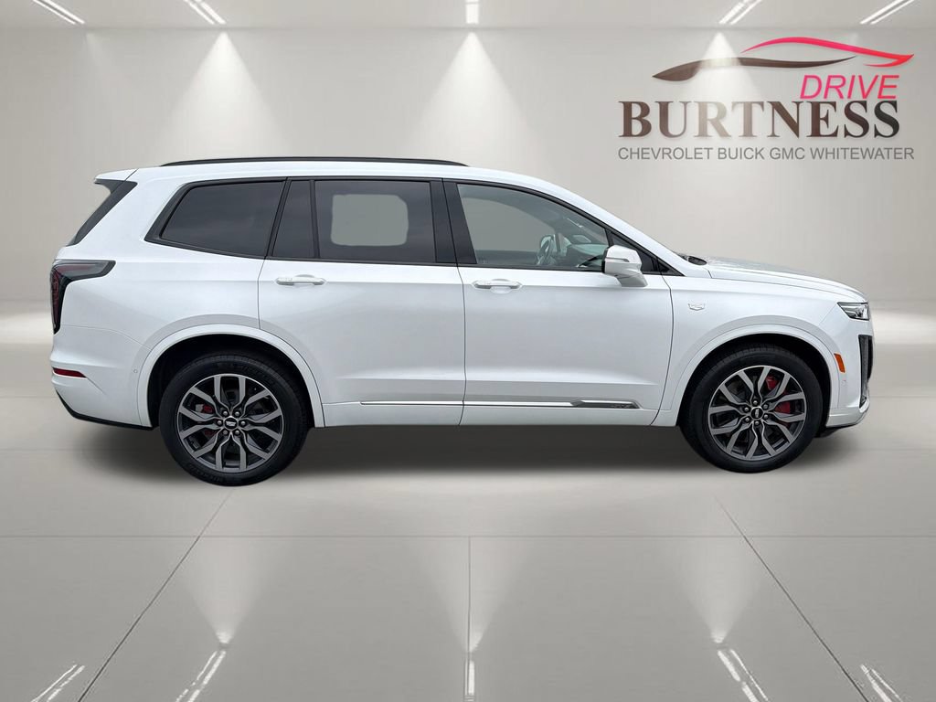Certified 2023 Cadillac XT6 Sport w/ Platinum Package AWD/4WD image 7