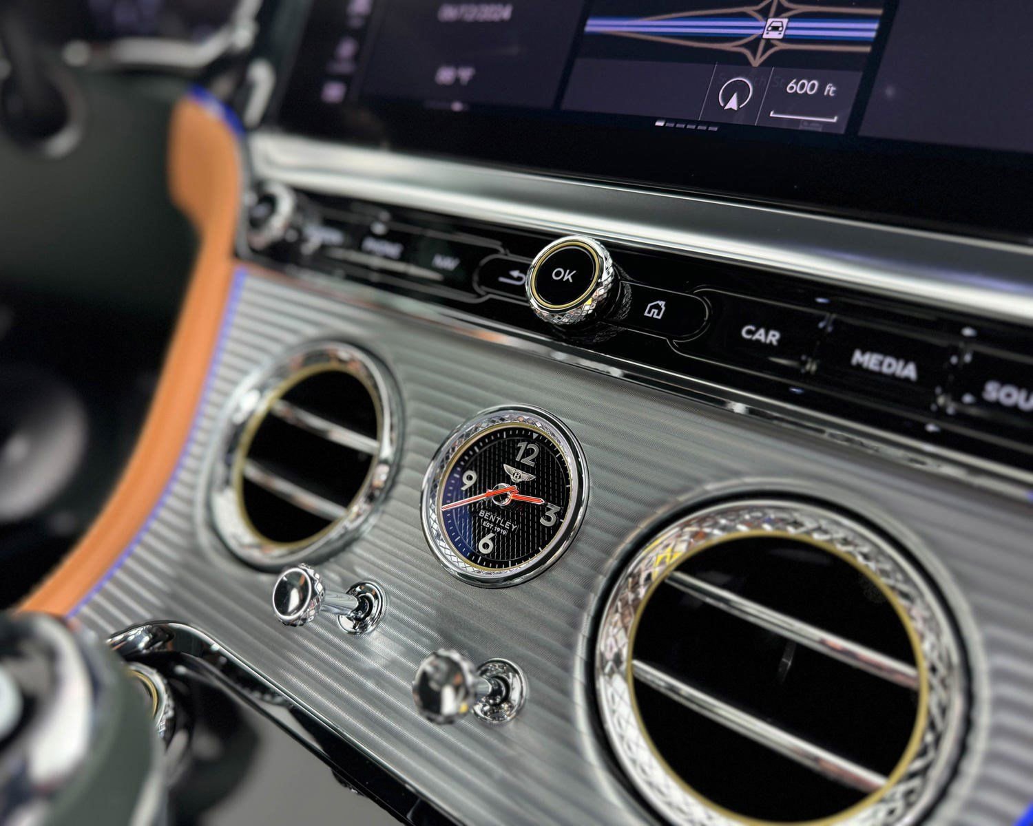 Used 2024 Bentley Continental GT V8 AWD/4WD image 22