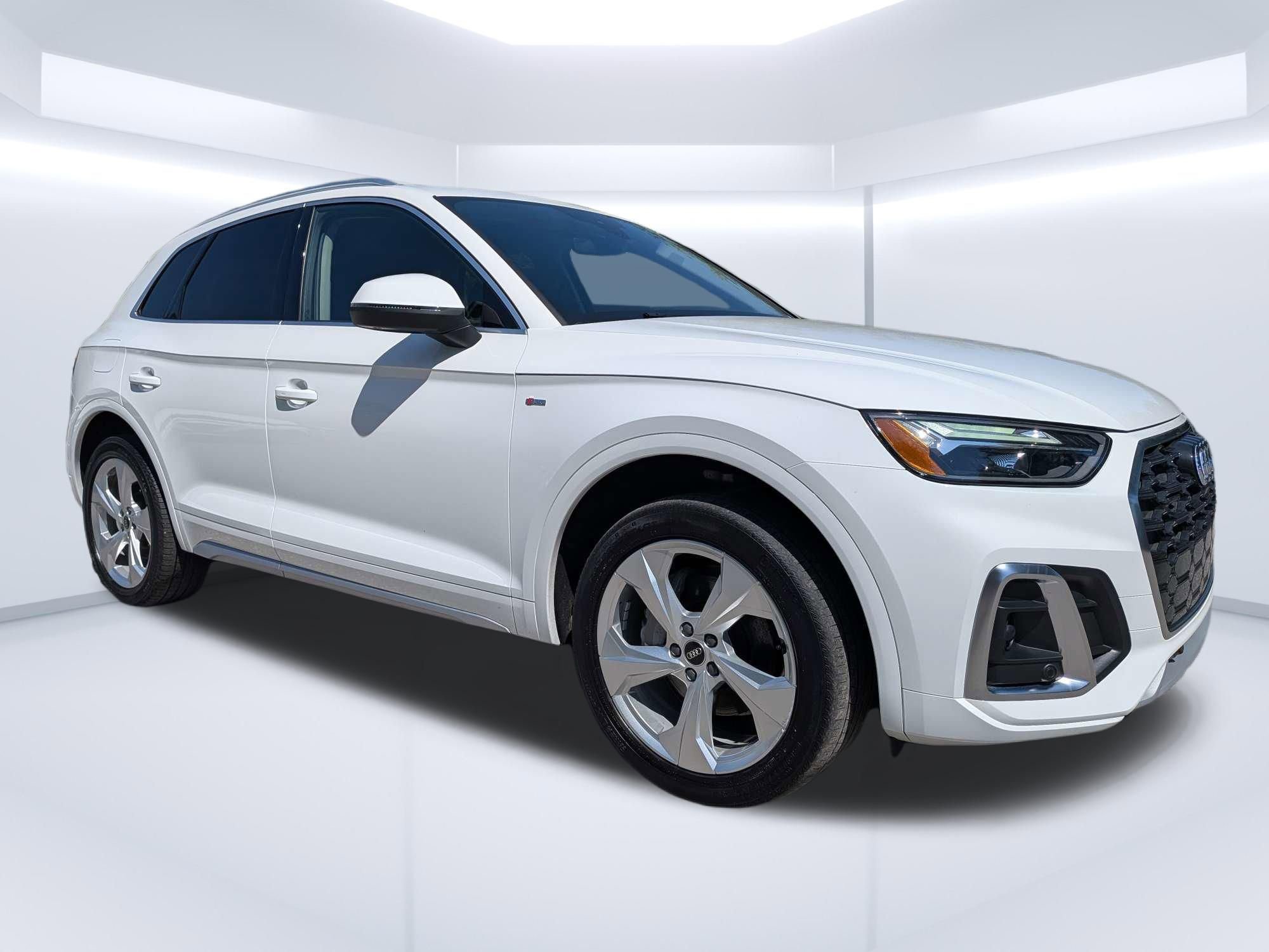 Used 2023 Audi Q5 2.0T Premium Plus w/ Premium Plus Package image 1