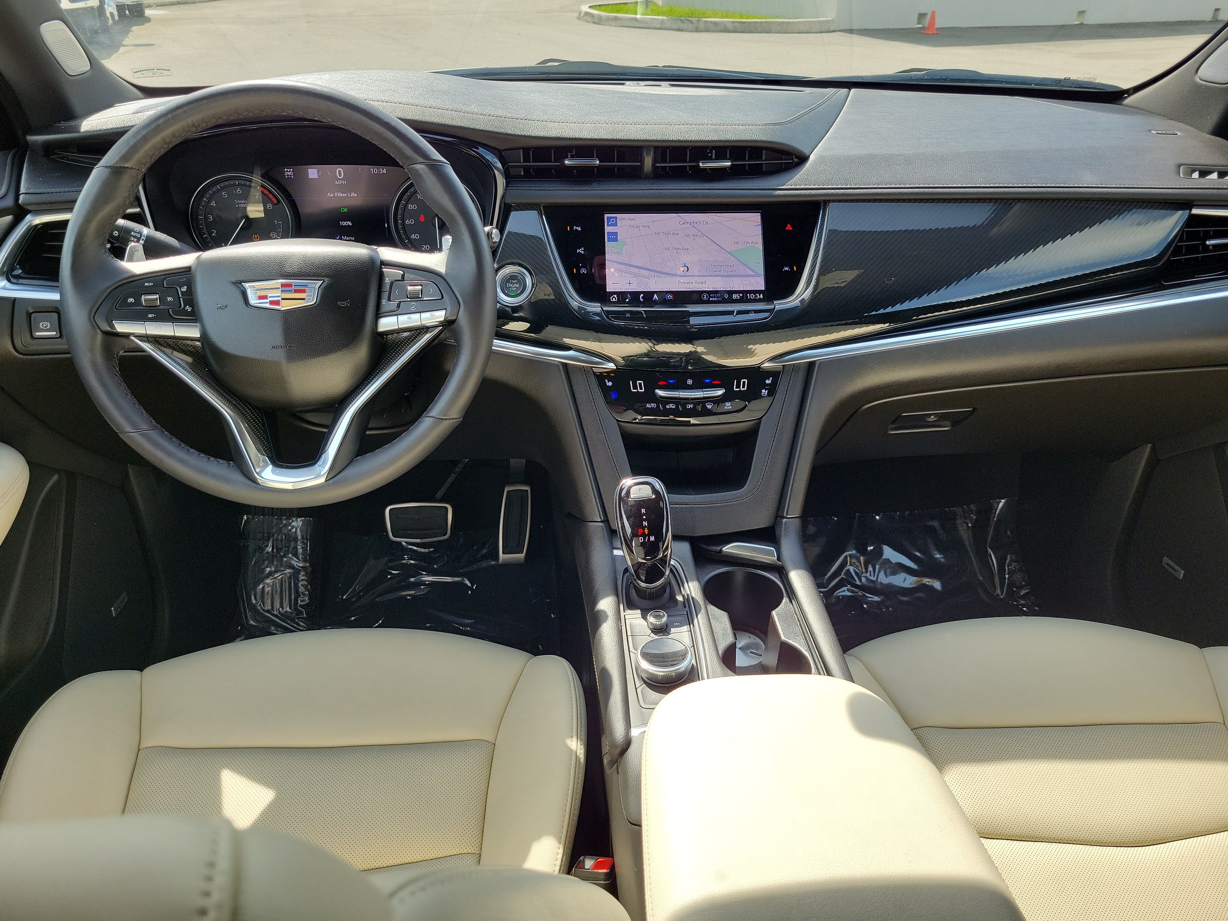 Used 2023 Cadillac XT6 Sport w/ Technology Package AWD/4WD image 19