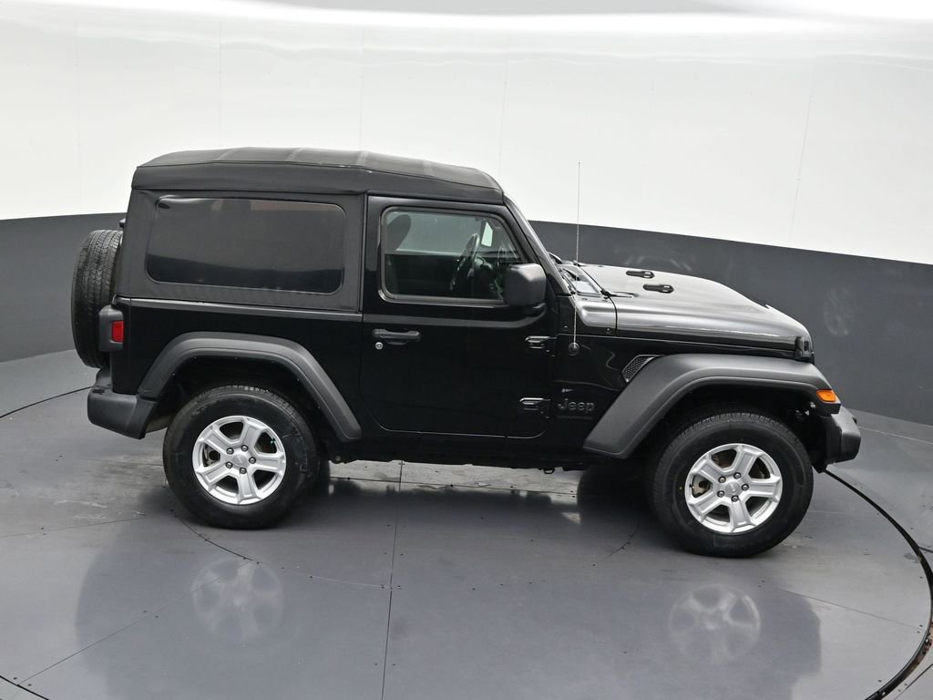 Used 2022 Jeep Wrangler Sport AWD/4WD image 19