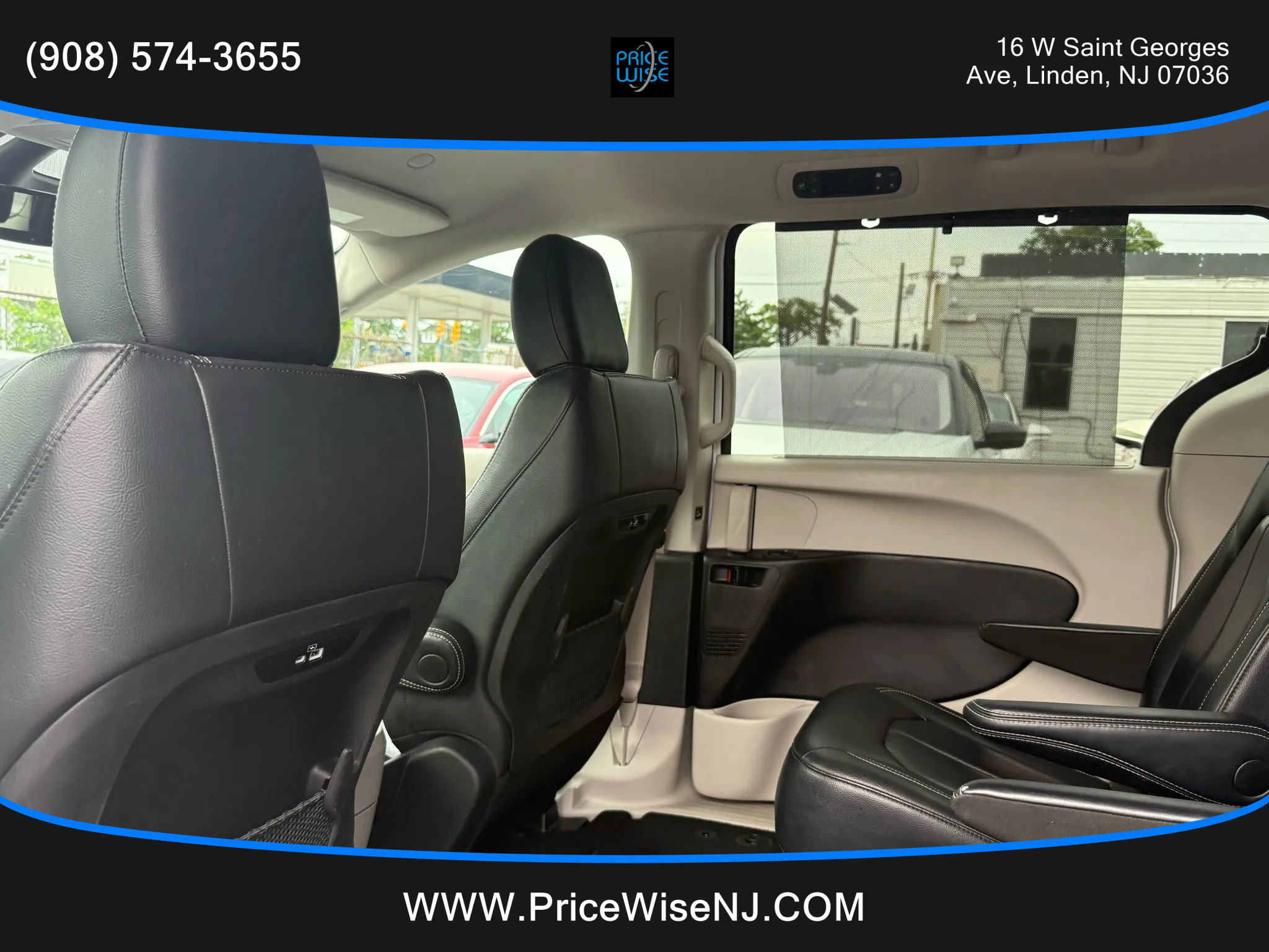 Used 2022 Chrysler Pacifica Touring-L image 27