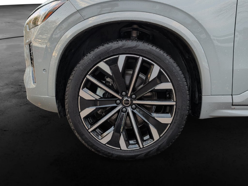 Used 2026 Volvo XC90 B6 Plus AWD/4WD image 9