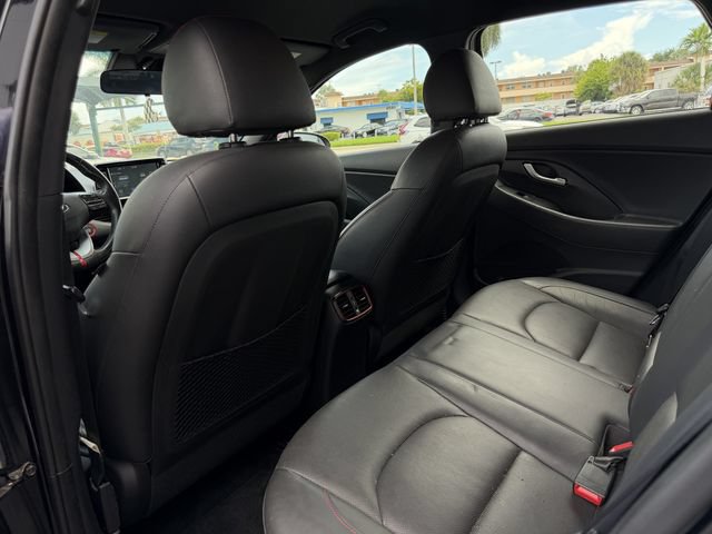 Used 2018 Hyundai Elantra GT Sport FWD image 16