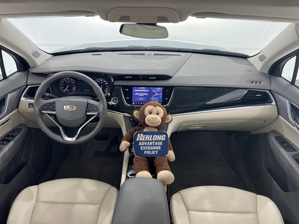 Used 2025 Cadillac XT6 Premium Luxury image 18