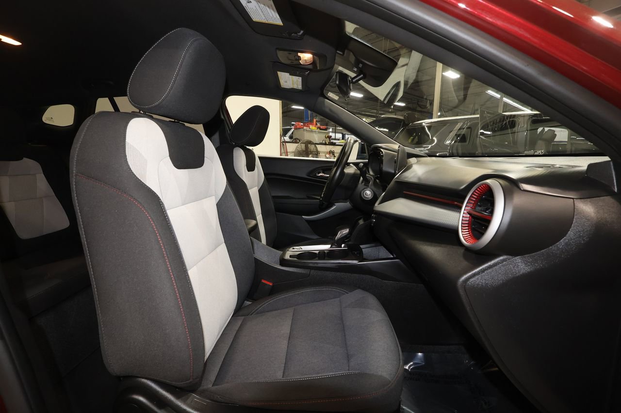 Certified 2024 Chevrolet Trax RS w/ Driver Confidence Package FWD image 25