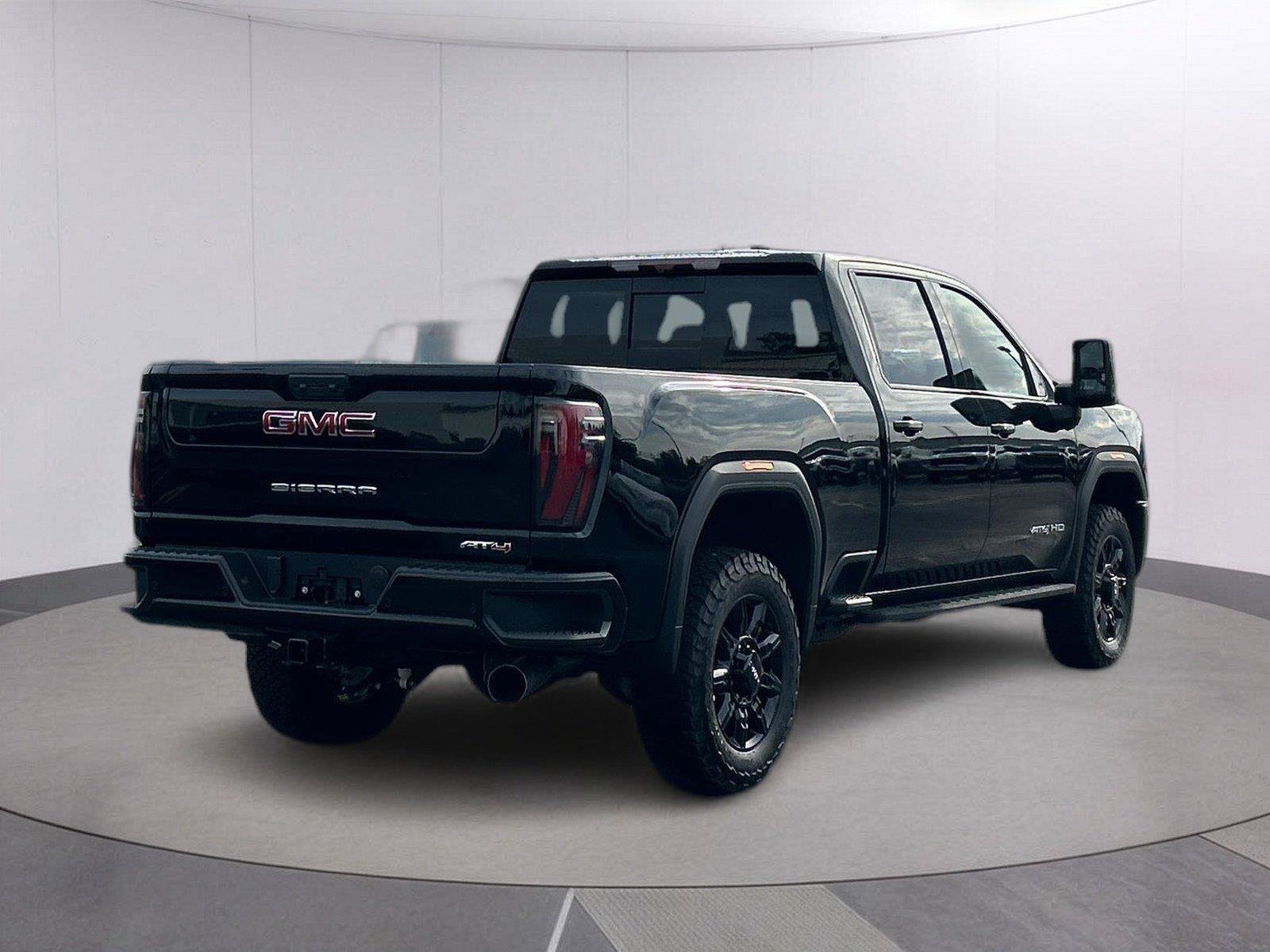 New 2026 GMC Sierra 2500 AT4 w/ AT4 Premium Plus Package AWD/4WD image 6