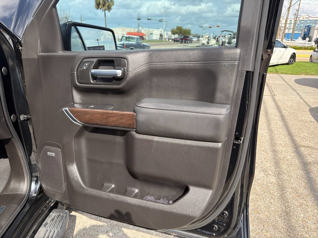 Used 2021 GMC Sierra 1500 Denali w/ Driver Alert Package II AWD/4WD image 19