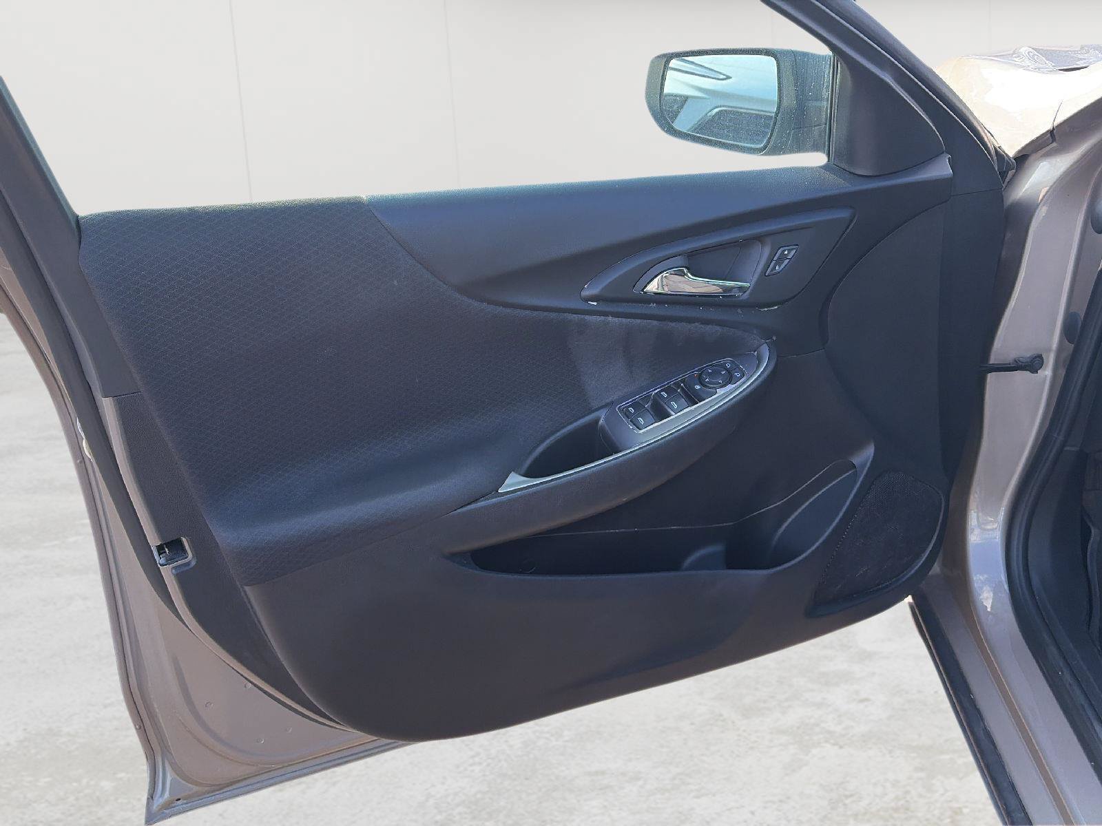 Certified 2023 Chevrolet Malibu LS FWD image 12