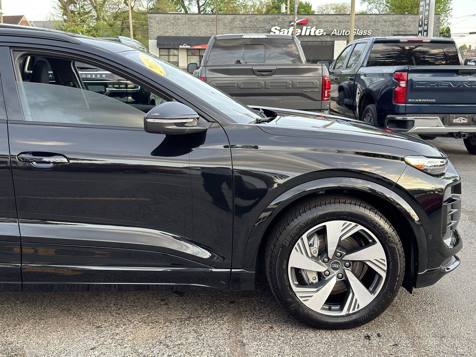 Used 2025 Audi Q6 e-tron Prestige w/ Black Warm Weather Package AWD/4WD image 14