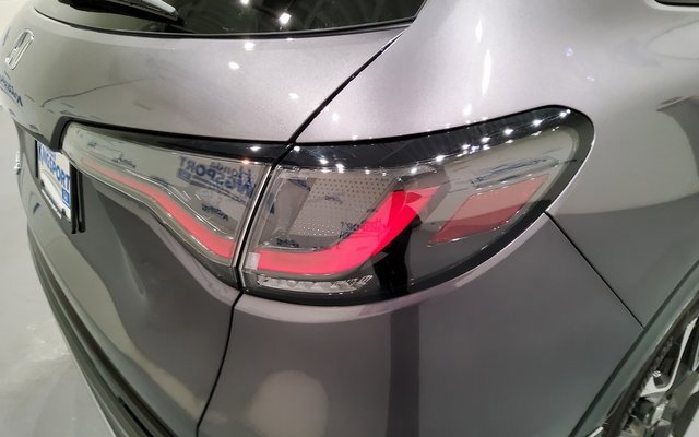 Used 2026 Honda HR-V EX-L image 9