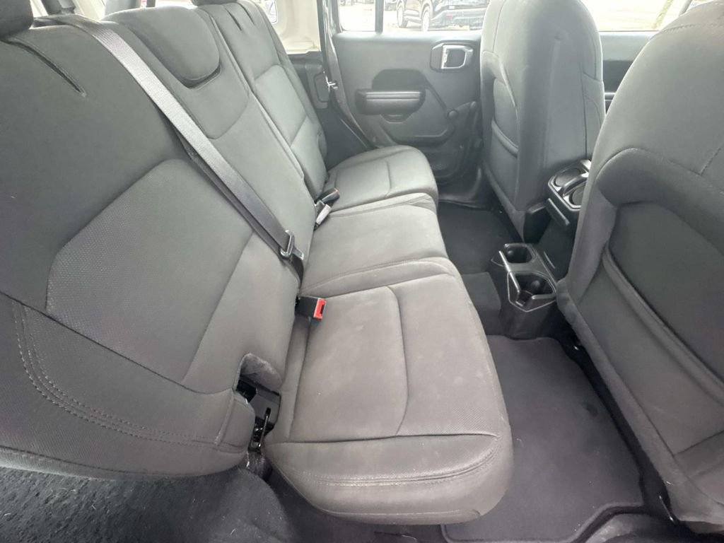 Used 2021 Jeep Wrangler Unlimited Sport image 15