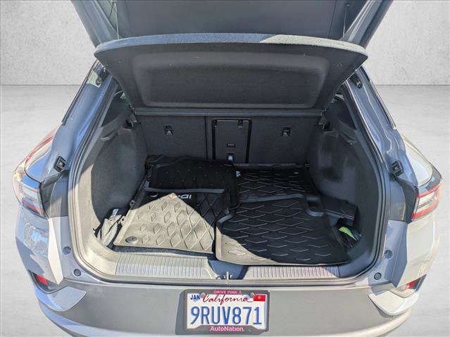 Used 2024 Volkswagen ID.4 S image 6