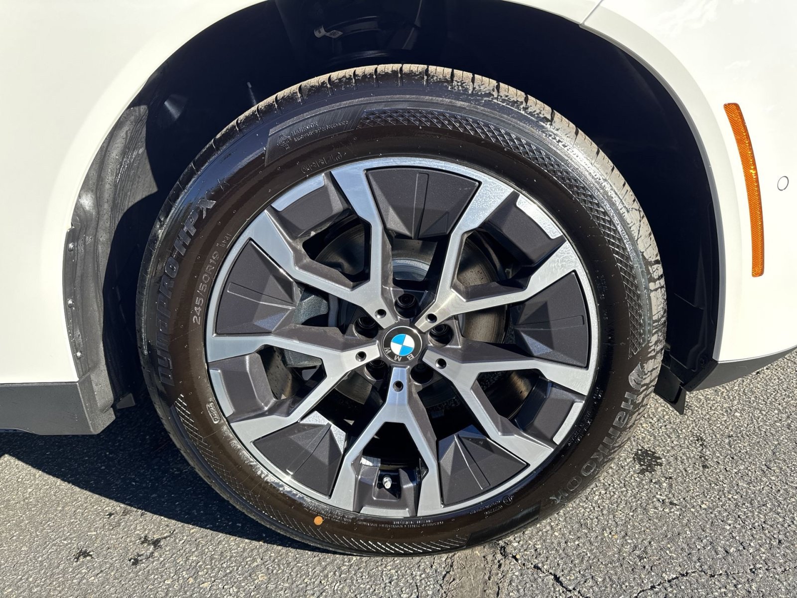 New 2026 BMW X3 xDrive30i w/ Convenience Package AWD/4WD image 2