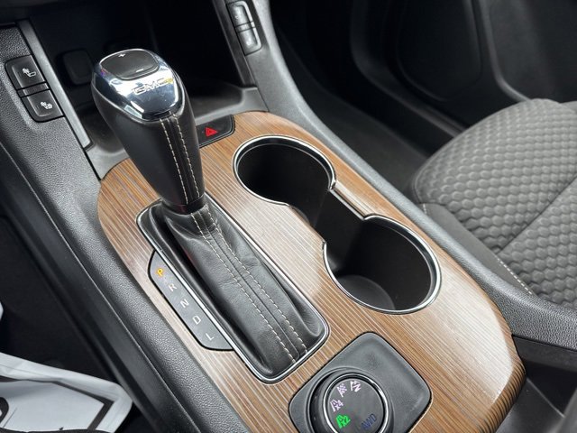 Used 2018 GMC Acadia SLE image 13