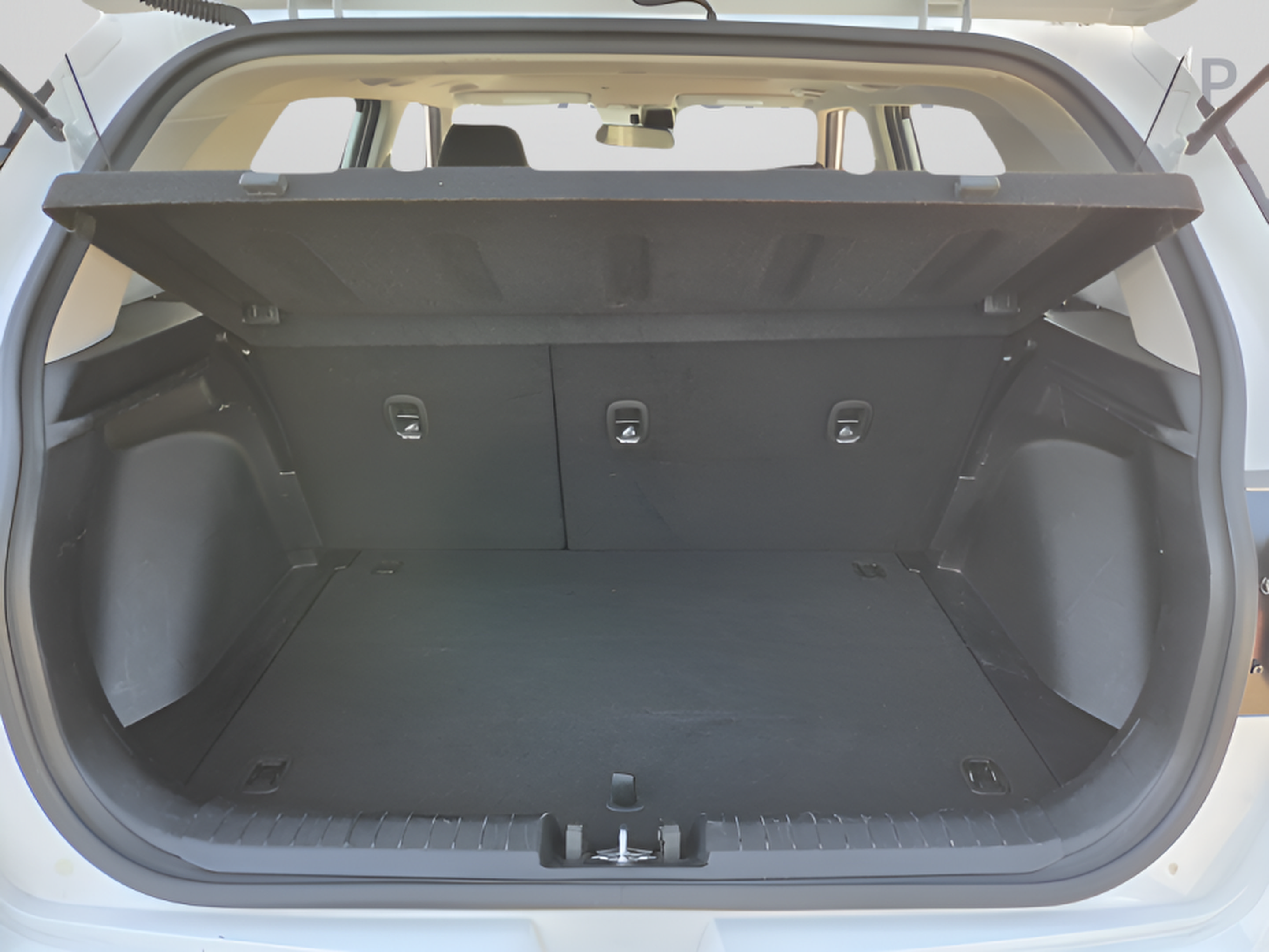 Used 2025 Hyundai Venue SEL FWD image 15