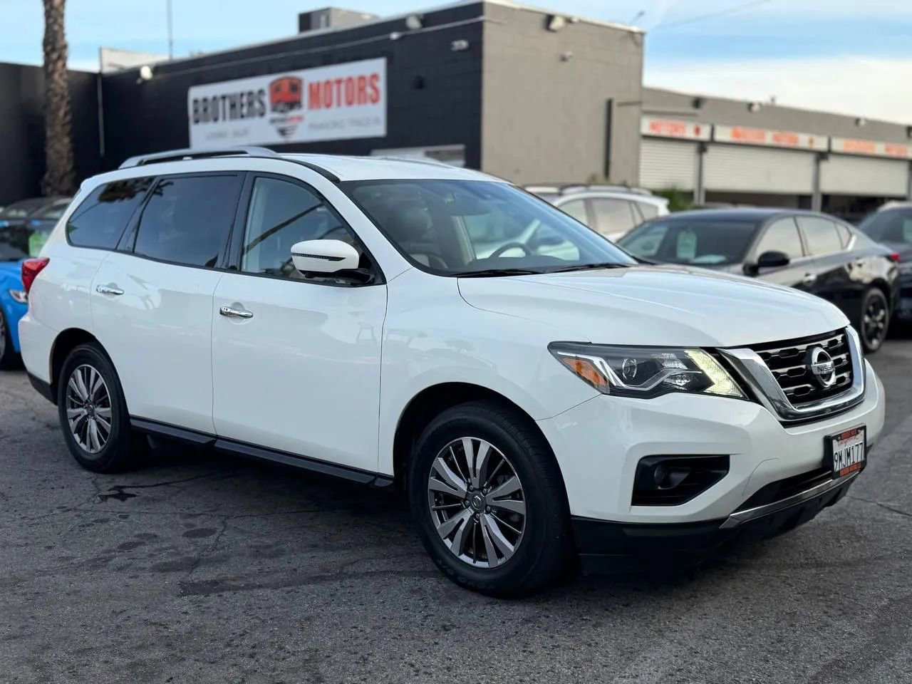 Used 2019 Nissan Pathfinder SL image 15