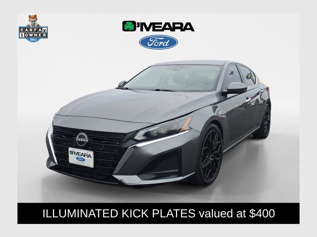 Used 2024 Nissan Altima 2.5 SL image 1