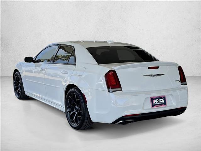 Used 2019 Chrysler 300 S w/ S Model Appearance Package RWD image 6