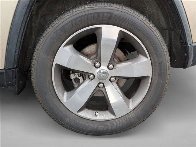 Used 2014 Jeep Grand Cherokee Limited image 14