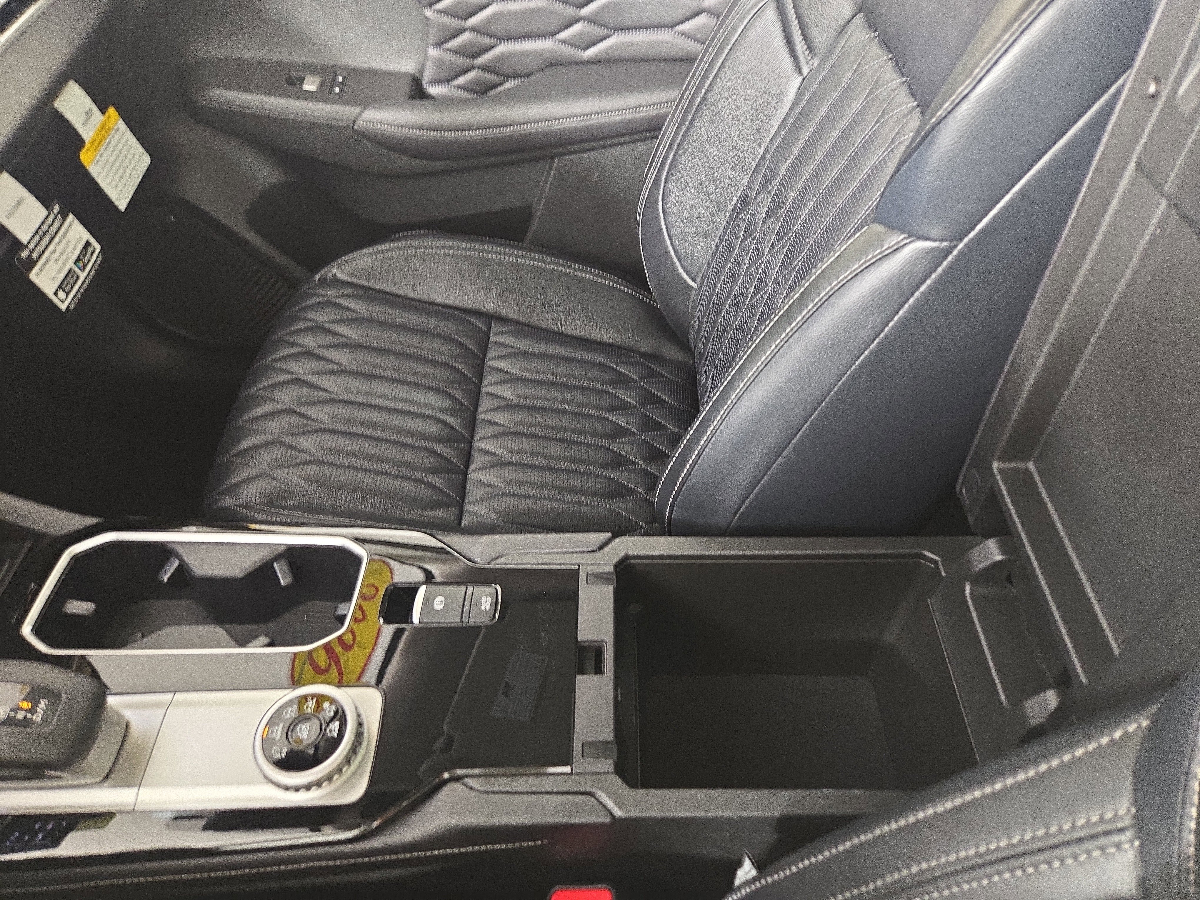 New 2026 Mitsubishi Outlander SEL image 31