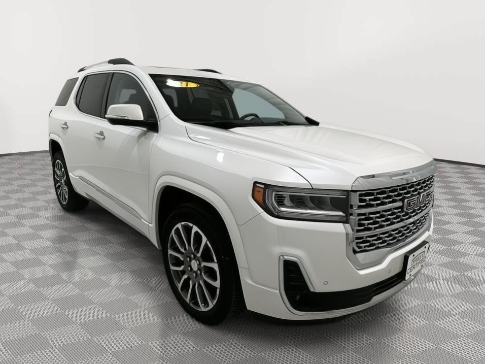 Used 2021 GMC Acadia Denali w/ Denali Technology Package AWD/4WD image 7