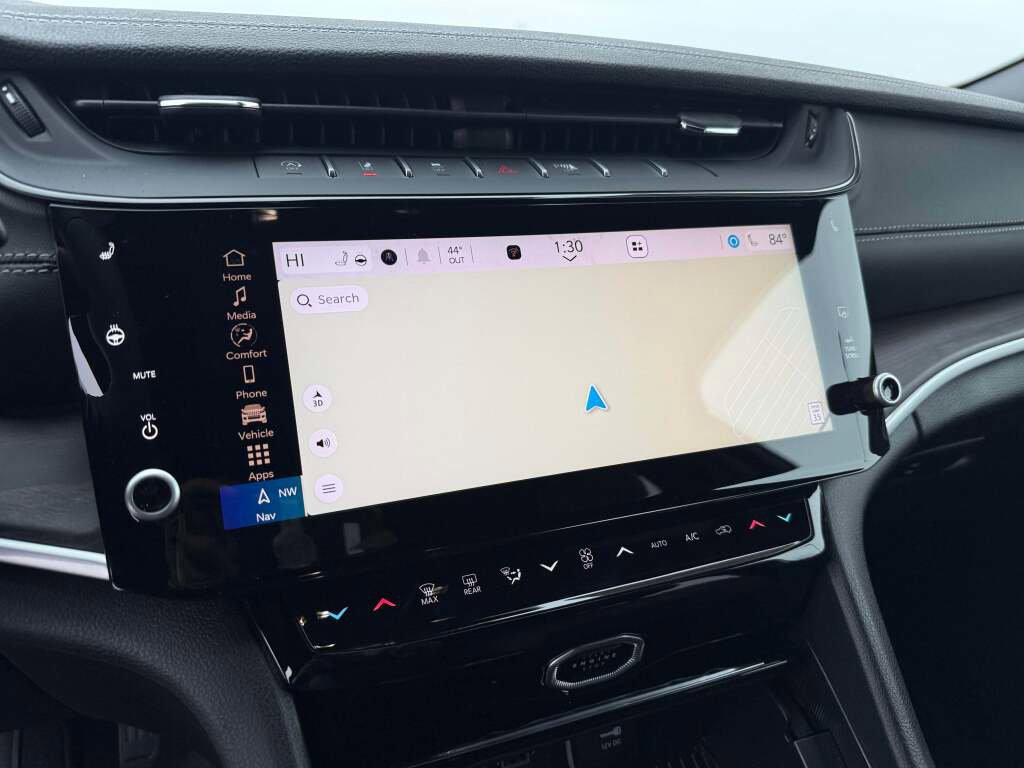 New 2026 Jeep Grand Cherokee Altitude image 33