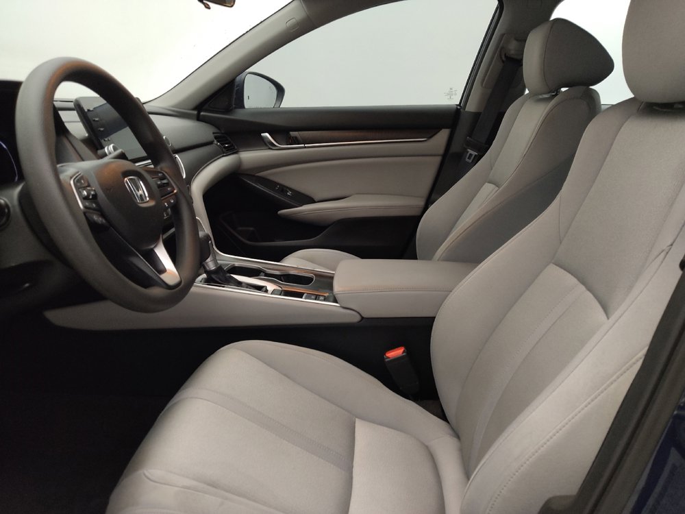 Used 2018 Honda Accord EX image 17