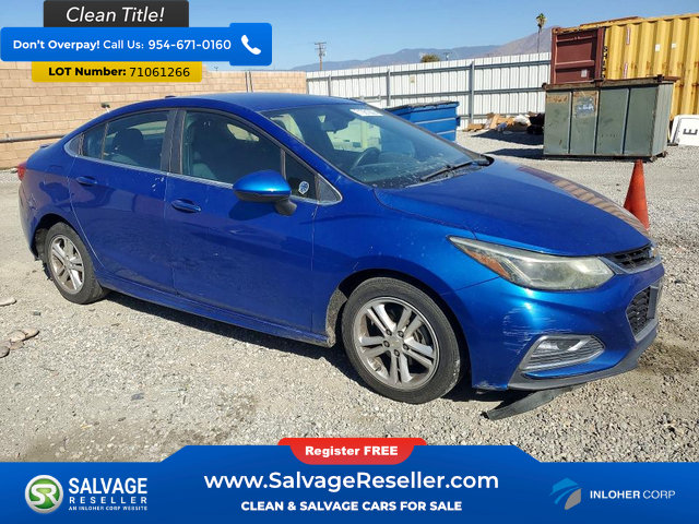 Used 2018 Chevrolet Cruze LT w/ RS Package FWD image 5