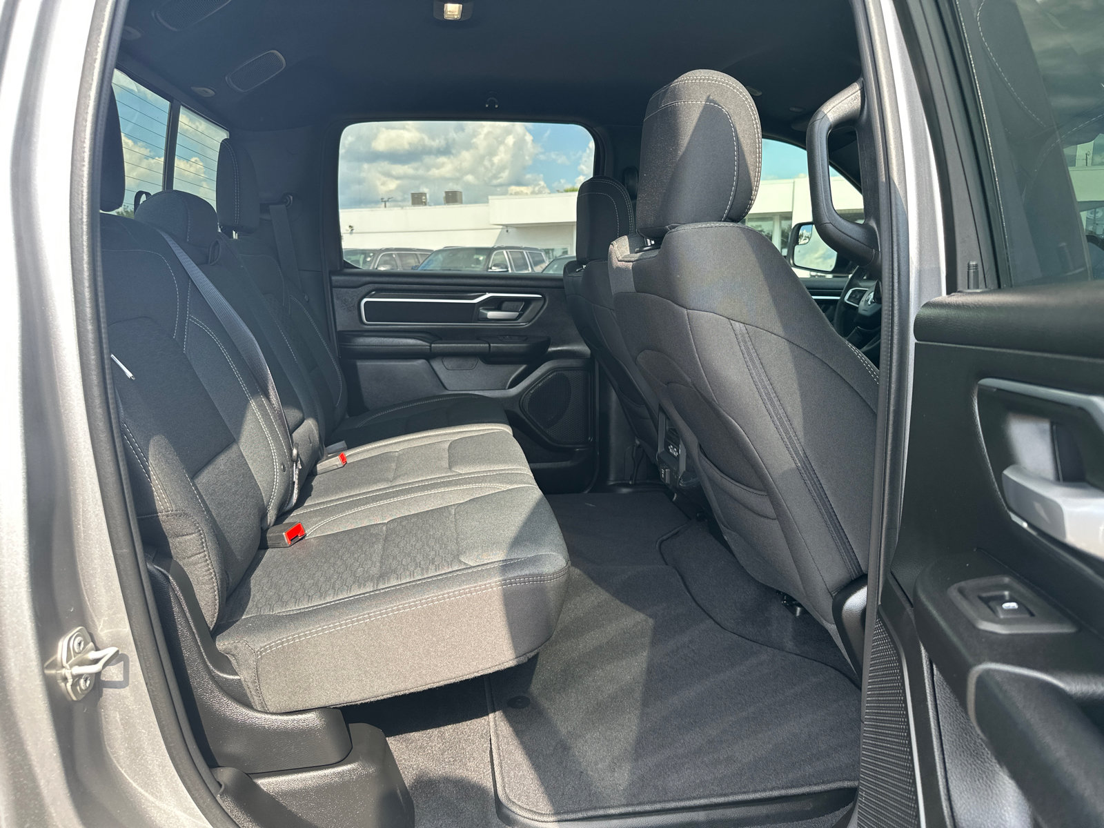 Used 2025 RAM 1500 Big Horn AWD/4WD image 18