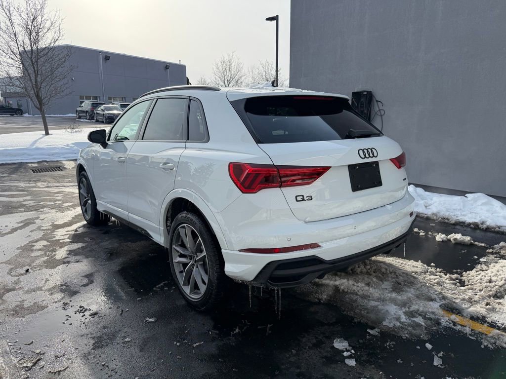 New 2025 Audi Q3 2.0T Premium image 3