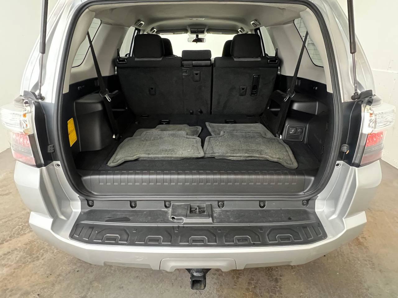 Used 2016 Toyota 4Runner SR5 image 28