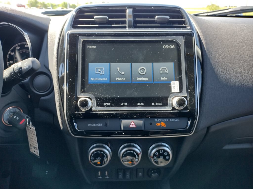New 2026 Mitsubishi Outlander Sport LE AWD/4WD image 3
