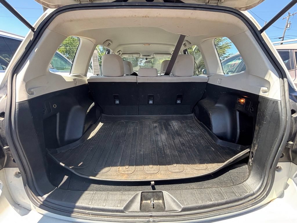 Used 2017 Subaru Forester 2.5i AWD/4WD image 10