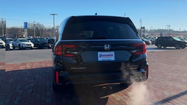 Certified 2025 Honda Odyssey Sport-L image 8