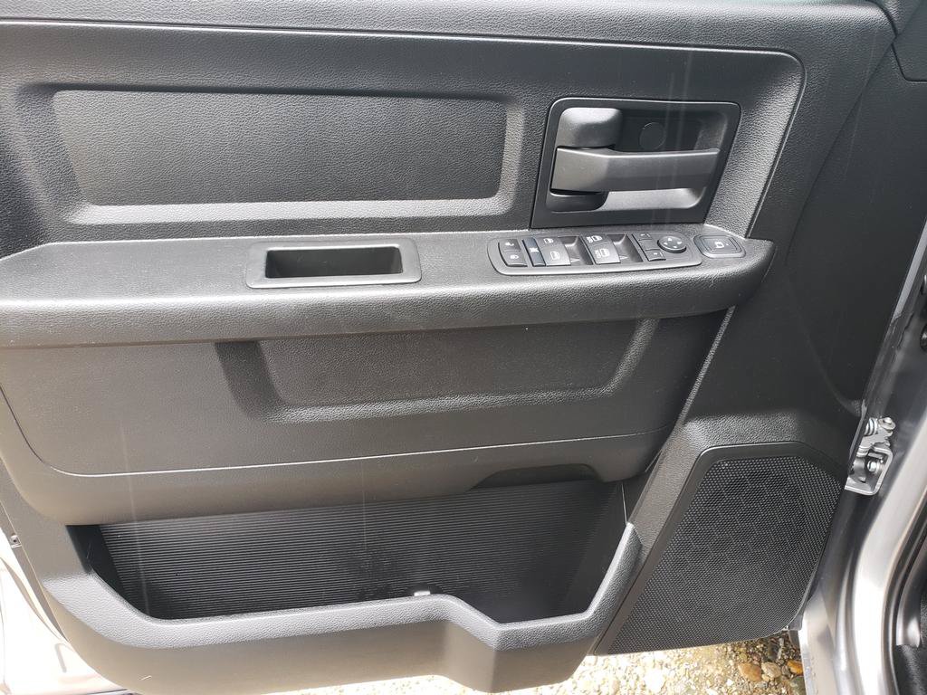 Certified 2024 RAM 3500 Tradesman w/ Chrome Appearance Group AWD/4WD image 11