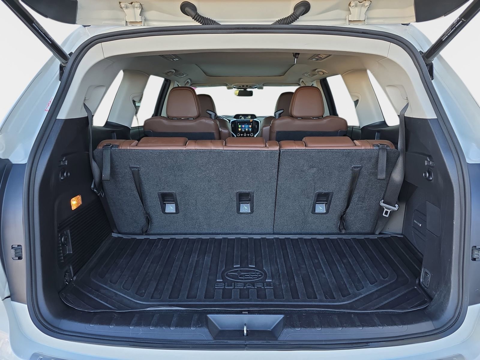 Used 2019 Subaru Ascent Touring w/ Popular Package #2 image 16