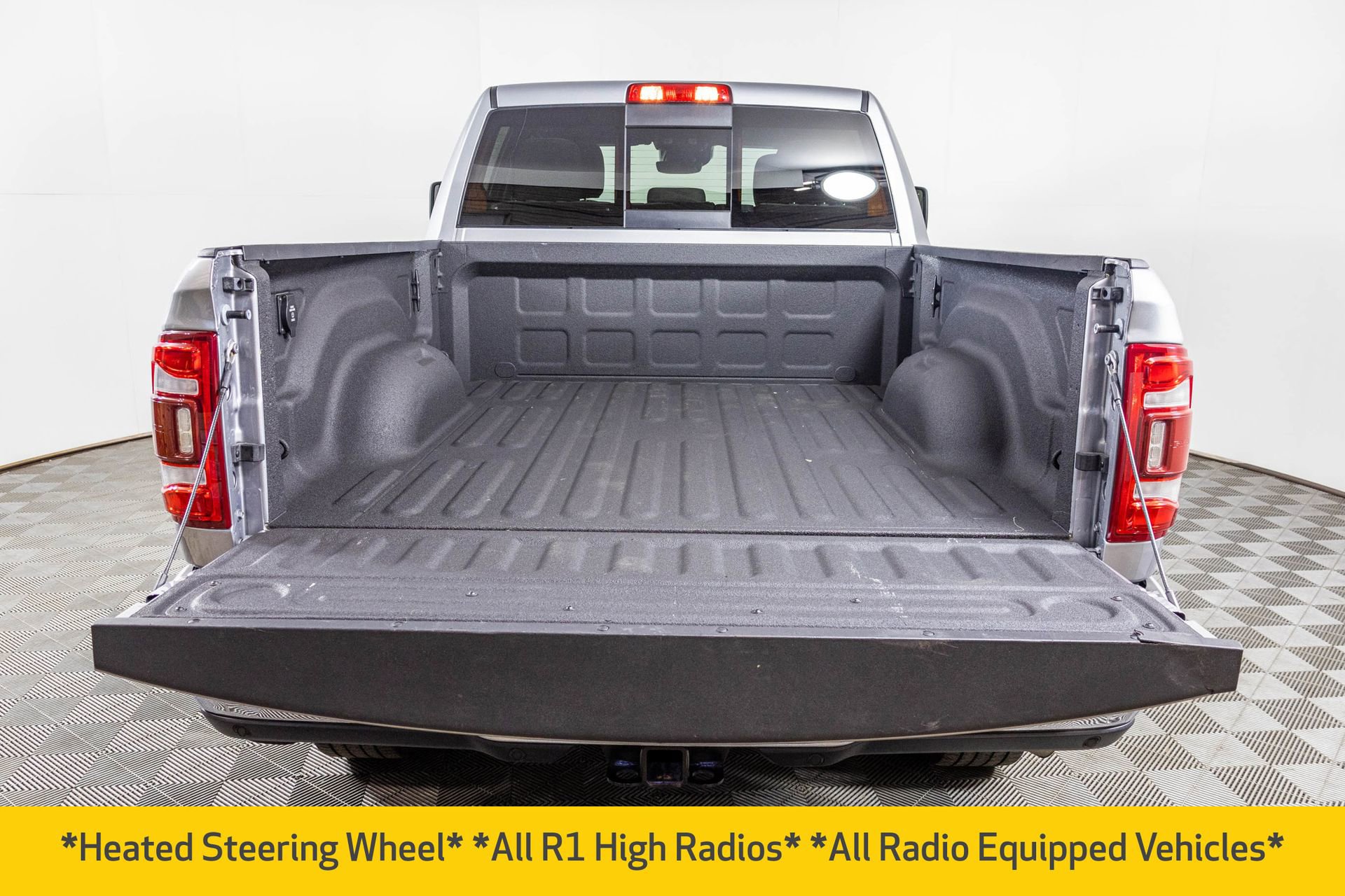 Used 2024 RAM 2500 Big Horn w/ Safety Group image 38