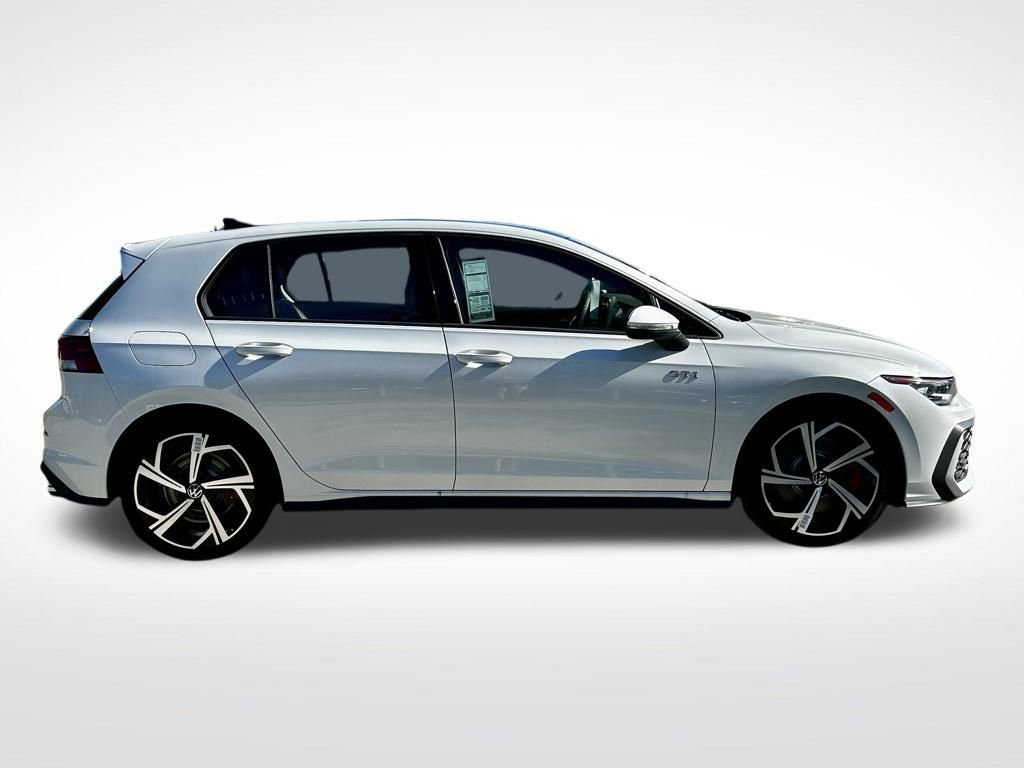 New 2026 Volkswagen GTI SE image 4