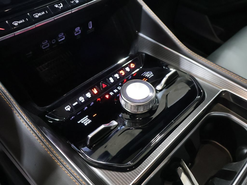 New 2026 Jeep Grand Wagoneer L Summit AWD/4WD image 29