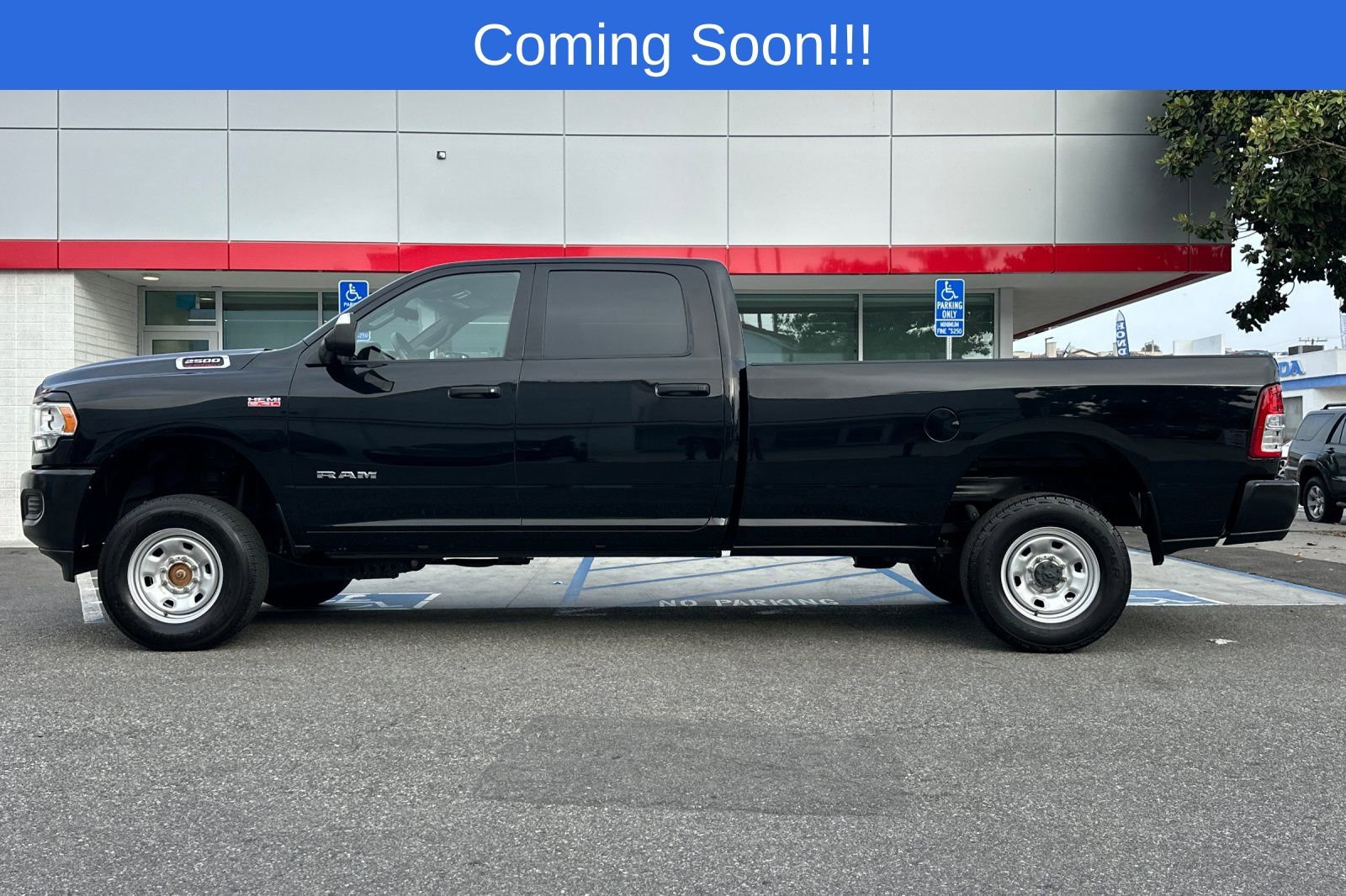 Used 2022 RAM 2500 Tradesman AWD/4WD image 7