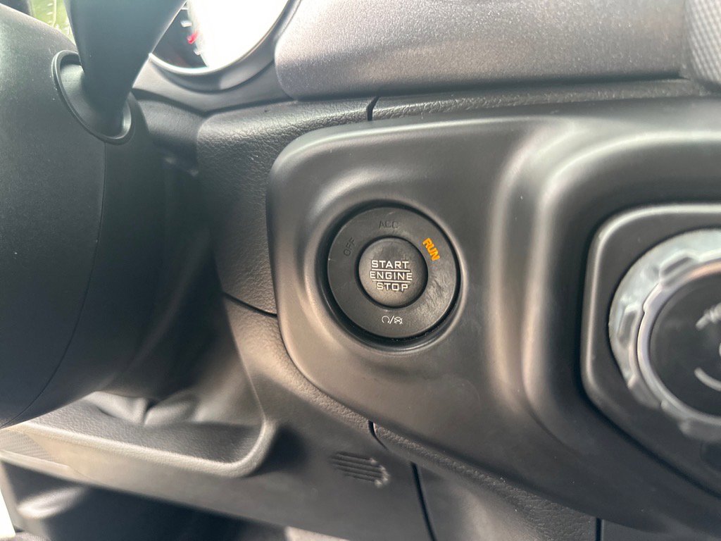Used 2021 Jeep Gladiator Mojave image 11