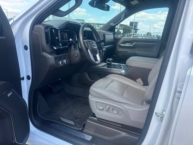Used 2023 GMC Sierra 1500 SLT AWD/4WD image 5