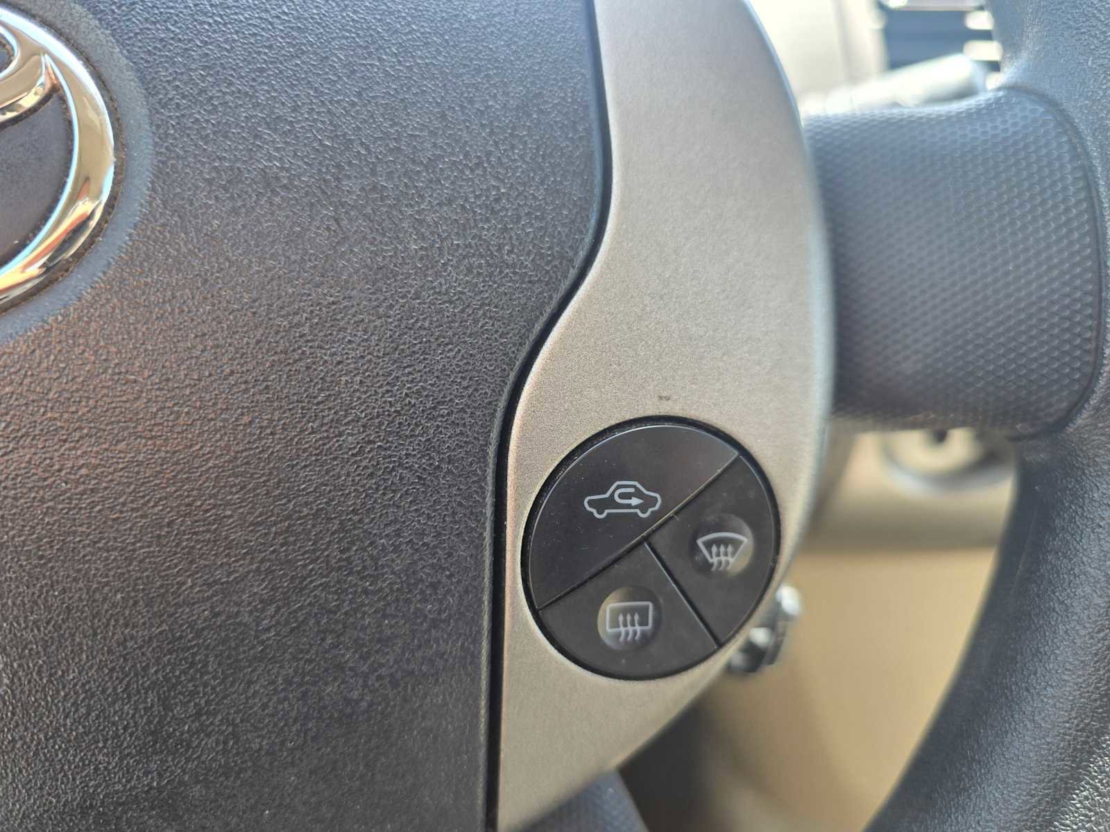Used 2005 Toyota Prius FWD image 31